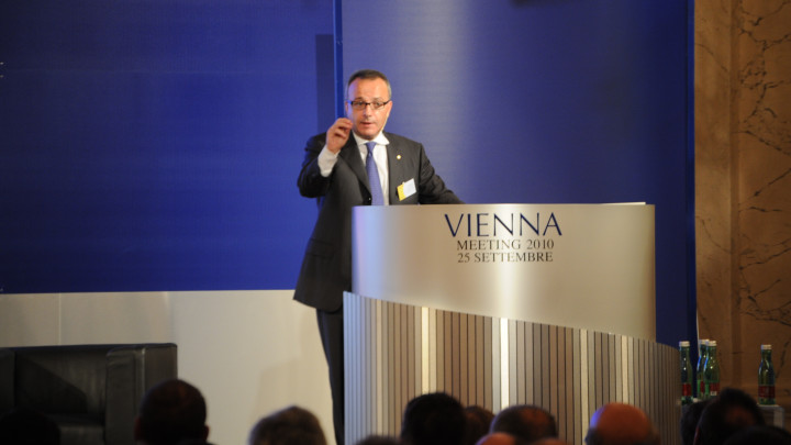 Meeting Vienna, Sartori parla al pubblico